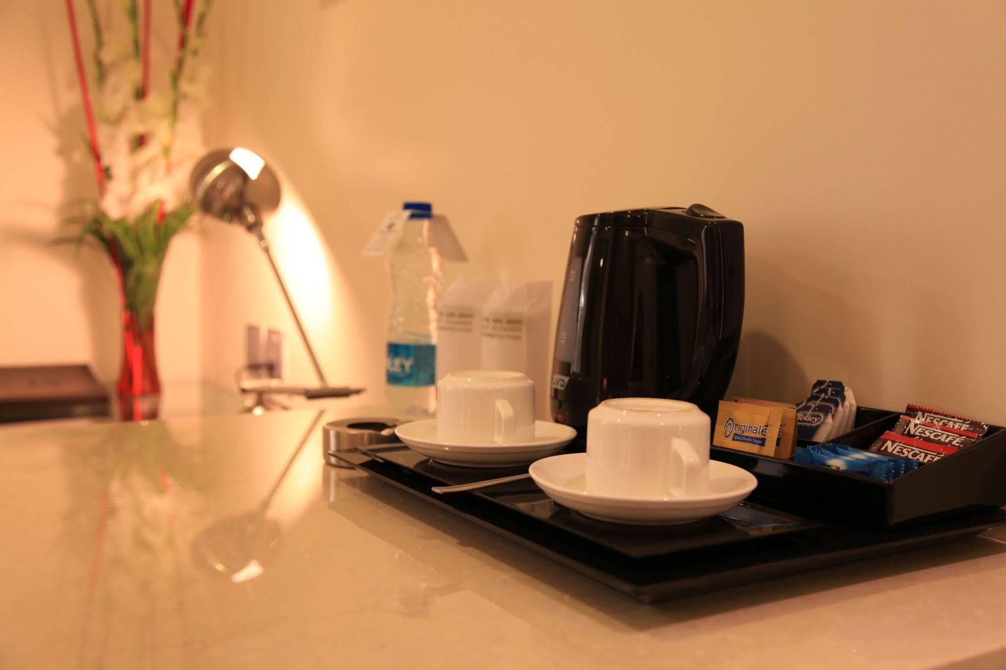 Hotel Florence New Delhi Extérieur photo